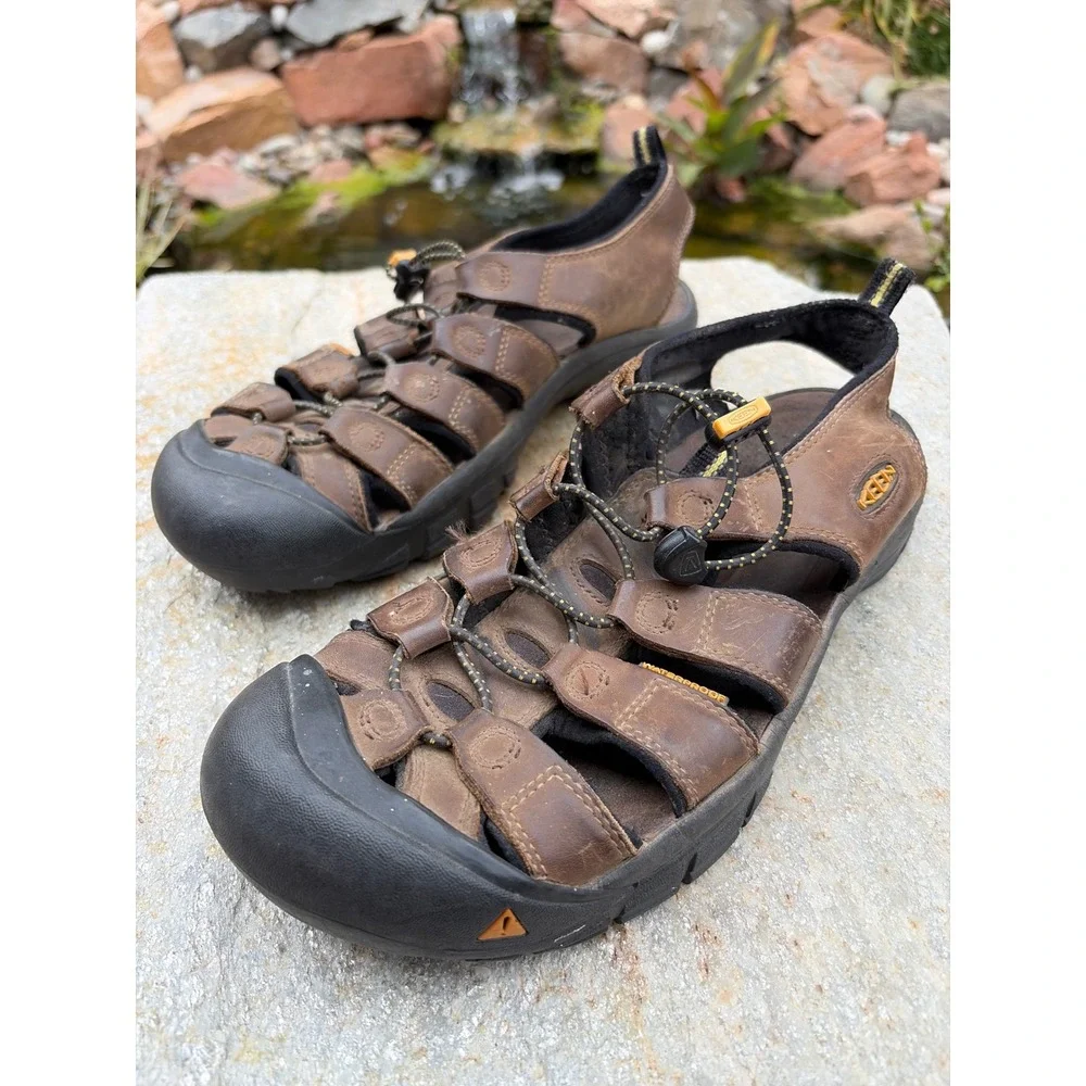 Keen Newport H2 Mens Brown Leather Waterproof Hiking Sandals Size 10.5